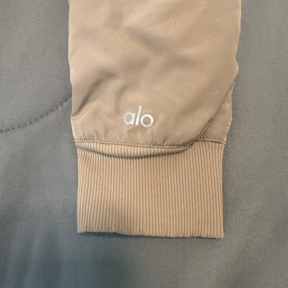 ALO Yoga Off Duty Satin Bomber Jacket in Tan Gravel Size Medium - Picture 10 of 15